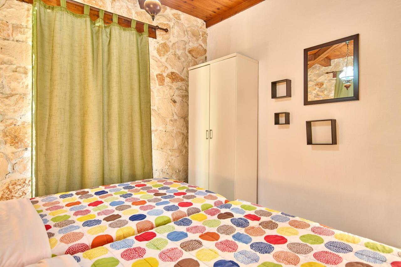 Gerakas Stone House Villa Vasilikos  Exterior photo